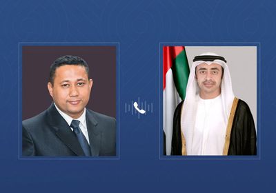 هاتفياً.. عبدالله بن زايد يبحث مع وزير خارجية نيبال التطورات الإقليمية