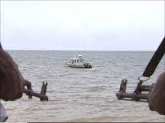 محمد علي الحوثي: شرط وحيد لعدم استهداف الموانئ السعودية