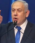 بعد سلسلة فضائح.. نتنياهو يقيل المتحدث باسمه