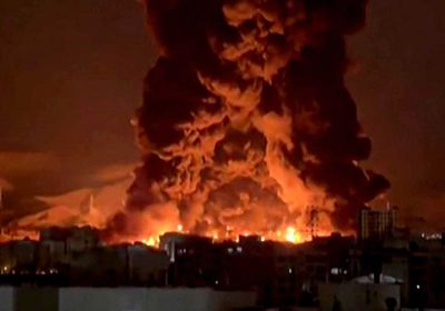 انفجارات عنيفة تهز مناطق متفرقة بإيران