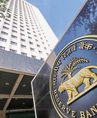 البنك المركزي الهندي يفرض قيوداً جديدة على مشتقات الروبية
