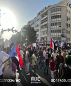 بدء توافد المشاركين في الوقفة التضامنية مع أبناء حضرموت إلى المعلا