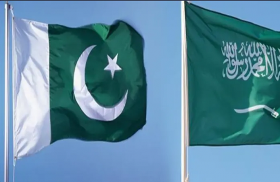 باكستان تدين الهجمات الإيرانية على منشآت الطاقة السعودية