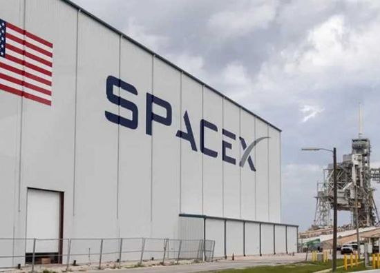 "سبيس إكس" تودع ملفاً سرياً للاكتتاب العام