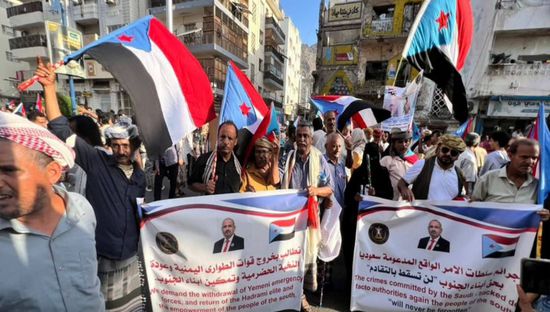 زلزال الغضب الجنوبي.. حشود المحافظات تعلن حضرموت خط أحمر وتجهض مؤامرات التمزيق