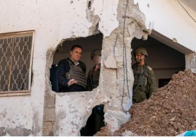 وزير الدفاع الإسرائيلي: عناصر حزب الله تعرضوا لهجوم مفاجئ في لبنان