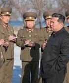 كوريا الشمالية تجري تجارب عسكرية