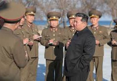 كوريا الشمالية تجري تجارب عسكرية