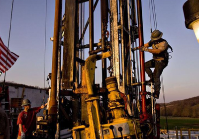 الاقتصاد الأمريكي يتجاوز التوقعات ويضيف وظائف خلال مارس