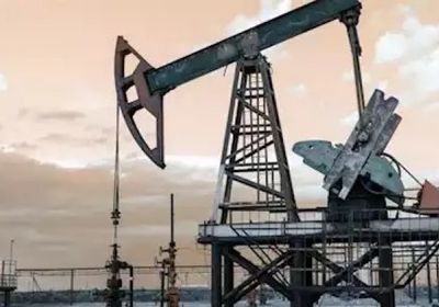 قفزة بأسعار النفط مع تصاعد الشكوك حول الهدنة