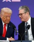 ستارمر: ناقشت مع ترامب الخيارات العسكرية بشأن مضيق هرمز