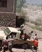 حملة أمنية لملاحقة عناصر مسلحة في ضواحي الحبيلينِ