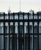 البيت الأبيض: لدينا خططاً بديلة بشأن مضيق هرمز