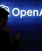 إيرادات "أنثروبيك" تقفز لـ 30 مليار دولار وتتجاوز "OpenAI"