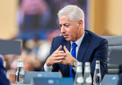 عرض بـ 63 مليار دولار للاستحواذ على "يونيفرسال ميوزيك"