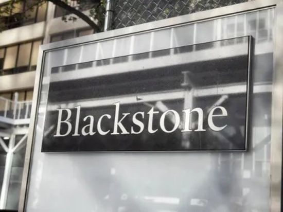 "بلاكستون" تدرس إطلاق طرح أولي بقيمة ملياري دولار