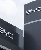 "بي واي دي" تستقطب كفاءات "بورشه" لتعزيز حضور علامة "دينزا"