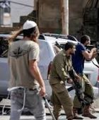 مستوطنون يعتدون على مركبات الفلسطينيين في القدس