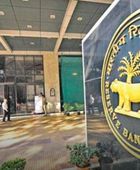 المركزي الهندي يثبت أسعار الفائدة لمواجهة التداعيات الجيوسياسية