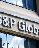 "إس آند بي" تخفض نظرتها المستقبلية للفلبين جراء تداعيات الحرب