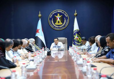 أمانة الانتقالي تبحث خطط مواجهة حرب الخدمات