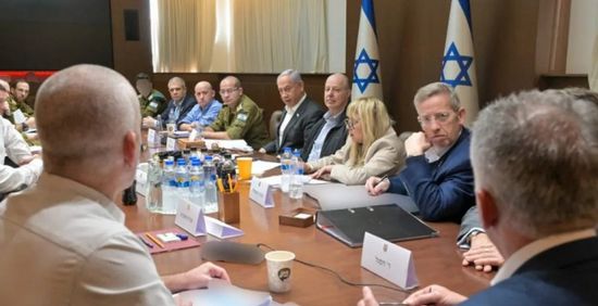 الكابينت الإسرائيلي يعقد اجتماعًا عاجلًا بعد إعلان ترامب "حصار هرمز"