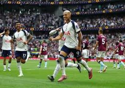 الخسارة أمام سندرلاند تبقي توتنهام بين ثلاثي القاع بالدوري الإنجليزي