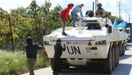 دبابة إسرائيلية تصدم آليات لليونيفيل في جنوب لبنان