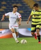 المغرب الفاسي يهزم الوداد بهدف رائع لينفرد بصدارة الدوري المحلي