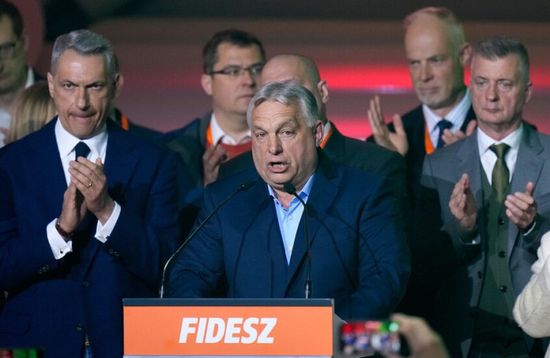 المعارضة الهنغارية تحسم الانتخابات.. وأوربان يعترف بهزيمته