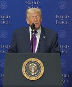 ترامب يدرس توجيه ضربات محدودة داخل إيران