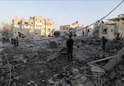 مقتل 3 فلسطينيين بقصف إسرائيلي وسط غزة
