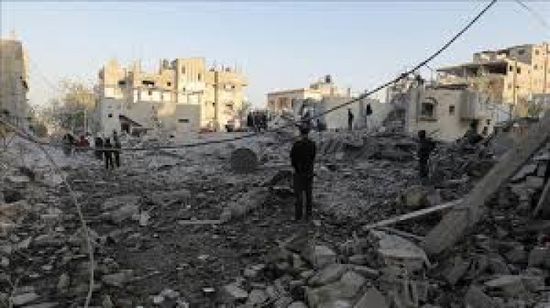 مقتل 3 فلسطينيين بقصف إسرائيلي وسط غزة