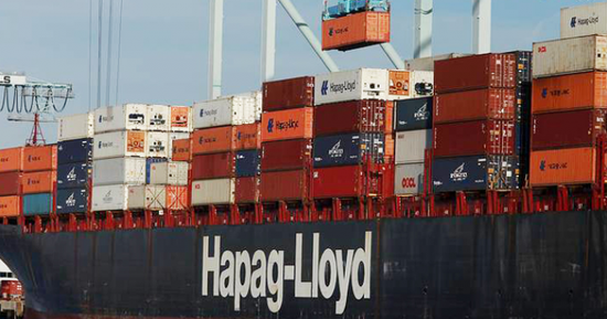 "هاباج لويد": إغلاق هرمز يضع قطاع الشحن في حالة "ضبابية"