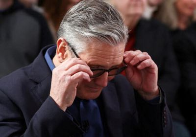 ستارمر يحث على وقف آليات تمرير مقاطع الفيديو بمنصات التواصل الاجتماعي&nbsp;