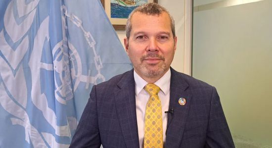 منظمة البحرية الدولية: لا يحق لأي بلد إغلاق مضيق هرمز