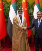 ولي عهد أبوظبي يبحث مع رئيس مجلس الدولة الصيني تعزيز العلاقات المشتركة