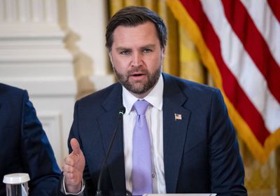 فانس: الكرة في ملعب إيران