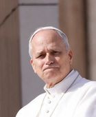 فانس يطالب بابا الفاتيكان بالتزام الشؤون الأخلاقية