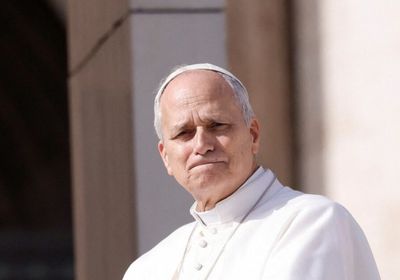 فانس يطالب بابا الفاتيكان بالتزام الشؤون الأخلاقية
