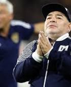 الأرجنتين تبدأ محاكمة جديدة بشأن وفاة مارادونا