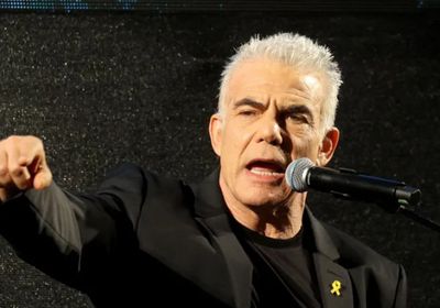 زعيم المعارضة الإسرائيلية يهاجم نتنياهو بعد أزمة التعاون مع إيطاليا