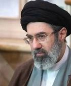 مجتبى خامنئي يقود مفاوضات داخلية لبحث مستقبل المفاوضات