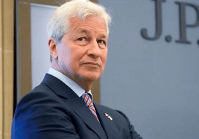 ديمون يطمئن الأسواق: الائتمان الخاص ليس "خطراً منهجياً"