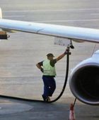 شركات الطيران الأوروبية تطالب بآلية "شراء جماعي" للوقود