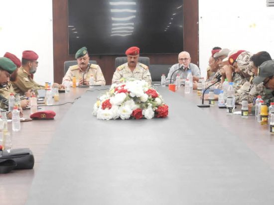 القوات البرية الجنوبية تحذر: توظيف الملف المعيشي لإرباك الجبهة الداخلية