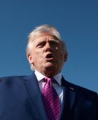 ترامب يرحب بإعلان إيران فتح مضيق هرمز أمام حركة الملاحة البحرية