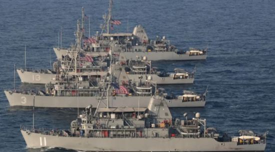 البحرية الأمريكية تحذر من خطر الألغام في مضيق هرمز