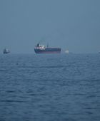 إيران: عدد محدد من السفن سيعبر مضيق هرمز