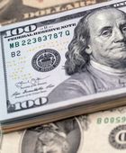 "بنك أوف أمريكا": خُمس المستثمرين يفضلون بيع الدولار